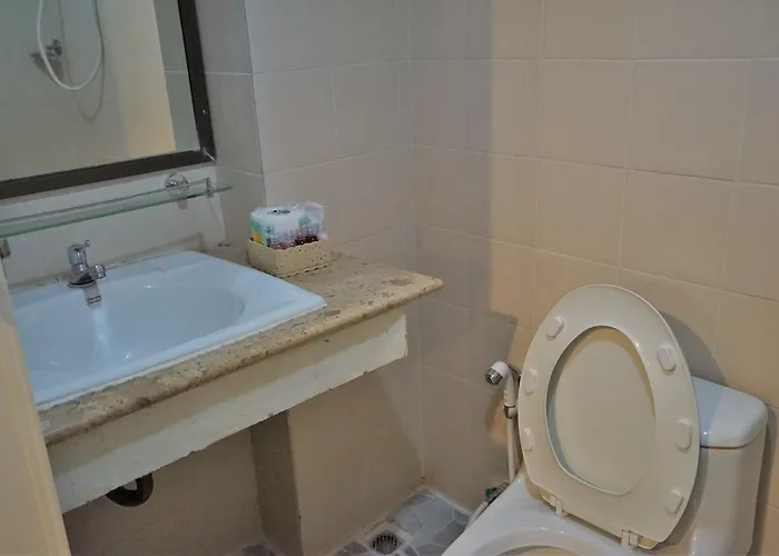招待所 Banglumpoo Place 3*