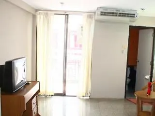 Banglumpoo Place 曼谷