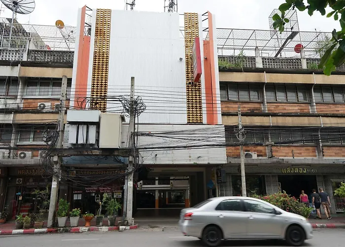 Banglumpoo Place